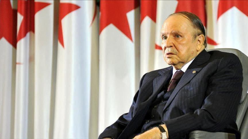 Bouteflika renouvelle son soutien au Polisario