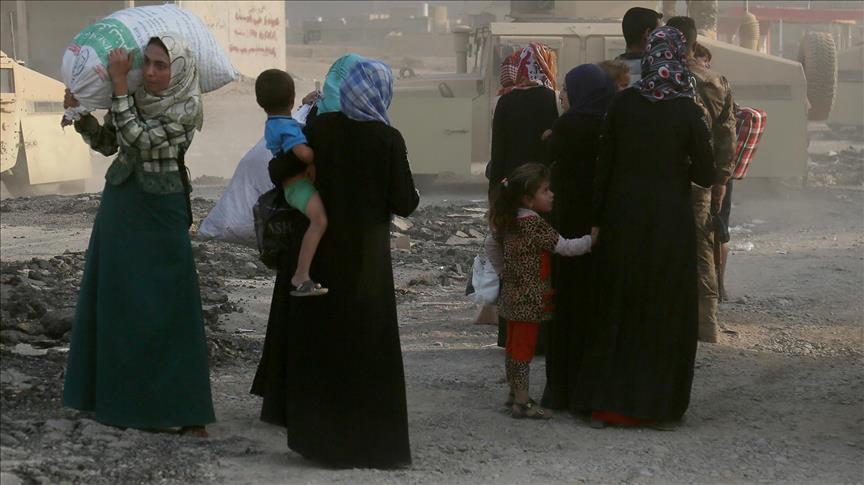 7,000 Iraqis flee W. Mosul in last 24 hours: Official