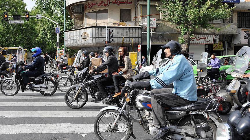 نواب إيرانيون يطلبون من خامنئي دعم خطة نقل العاصمة