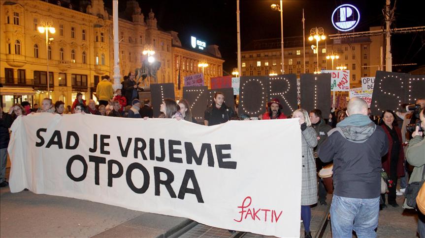 Hrvatska: Na Noćnom maršu gotovo dvije tisuće prosvjednika protiv konzervativnih ideologija