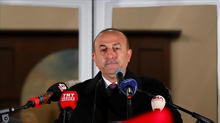 Cavusoglu: Njemačka se ne treba uplitati u naš referendum