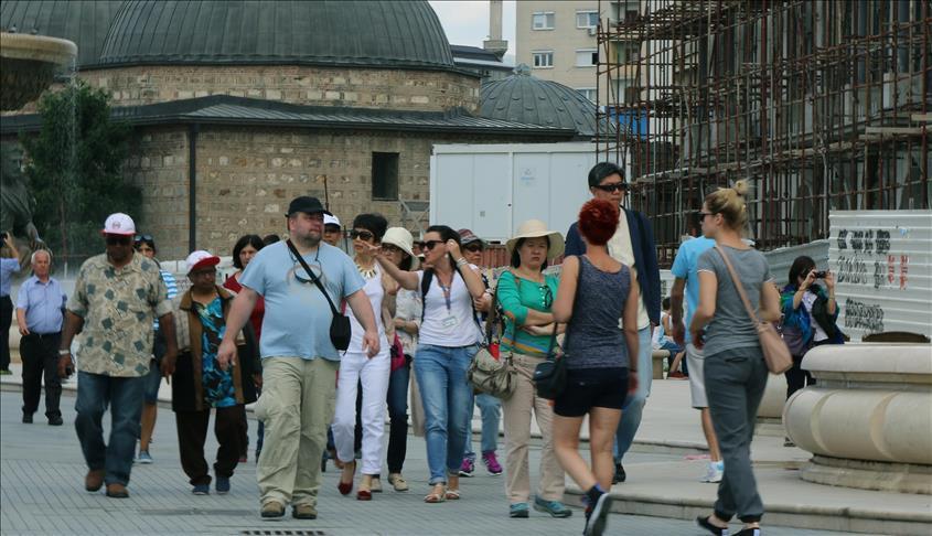 Најбројни гости во Македонија се Турците, Србите, Грците, Албанците и Бугарите