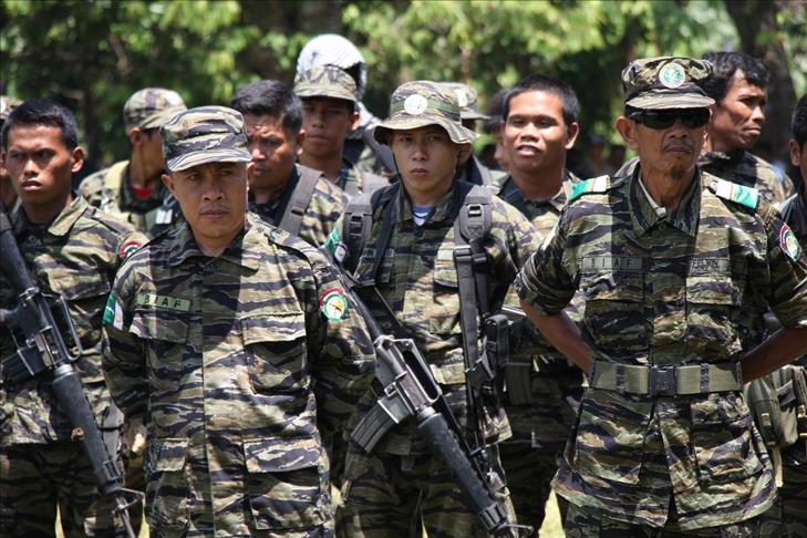 Philippines : Abu Sayyaf libère un enseignant récemment kidnappé