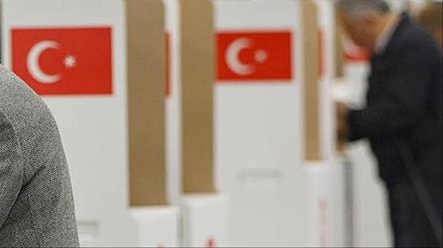 Turks in UK set for referendum vote in early April