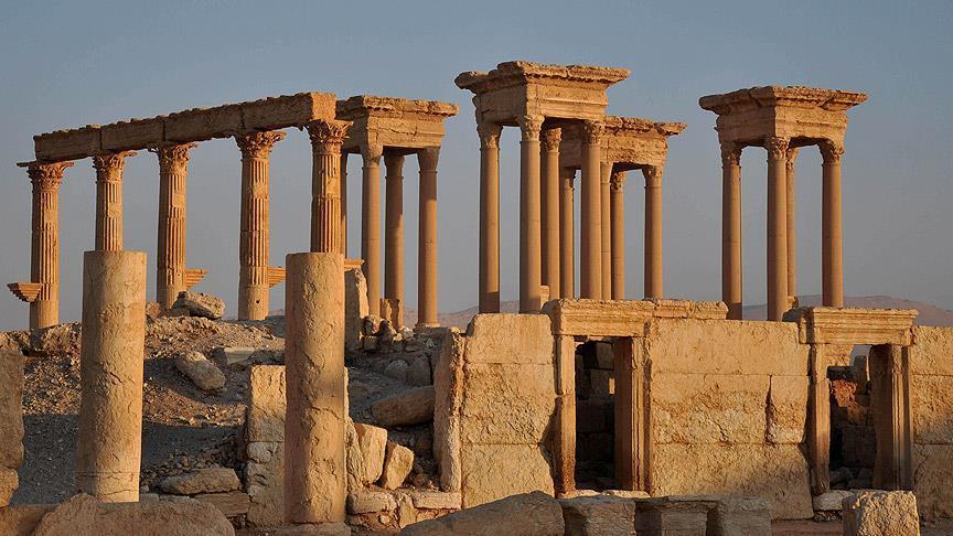 Russian mine-clearing team arrives in Syria's Palmyra