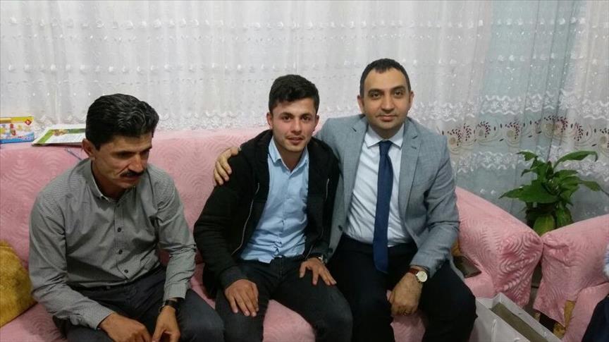 Kaymakam Çelik'ten, Fırat Simpil'in ailesine ziyaret