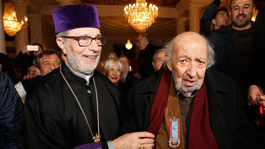 Ara Güler'e 'Mıgırdiç Beşiktaşlıyan' özel nişanı verildi