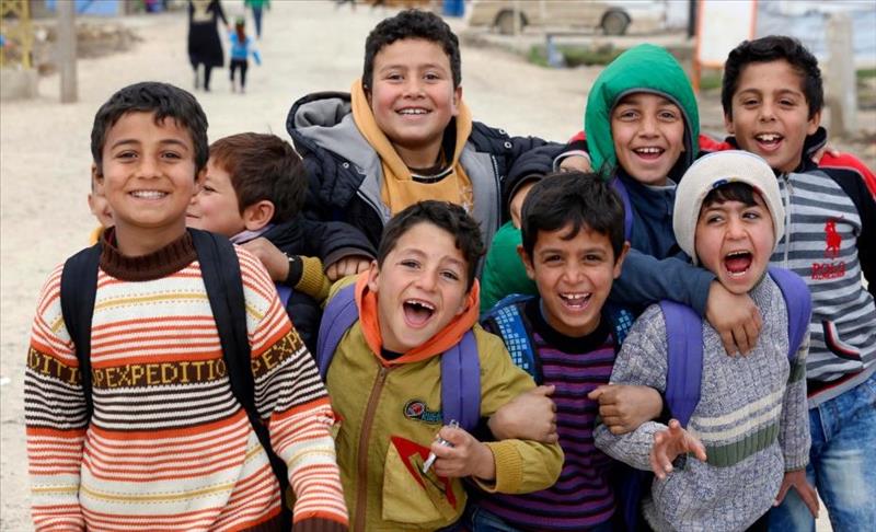"أطفال سوريا".. شردتهم الحرب وجمعتهم آمال العودة (تقرير)