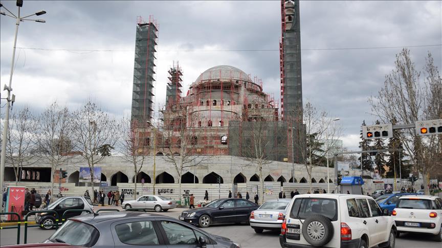 В Тиране строится самая большая мечеть на Балканах