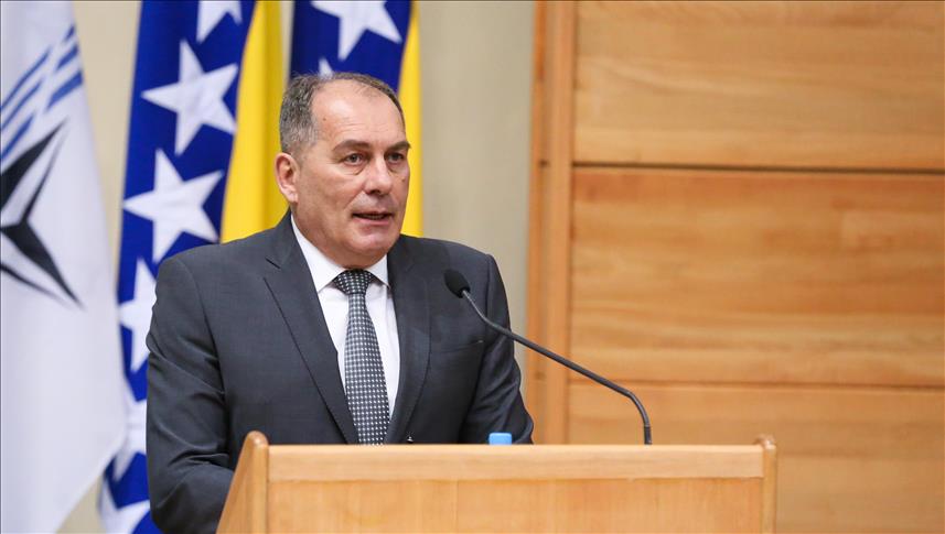 Imamo sreću da nam IZ BiH i reis Kavazović pomažu u borbi protiv radikalizma i terorizma