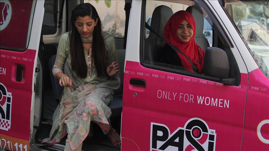 Women-only taxis hit the streets in Pakistan