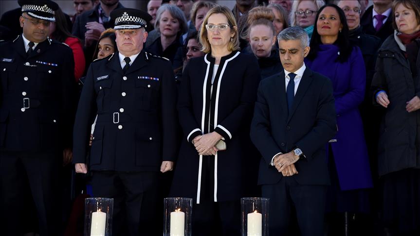 Građani Londona odali počast žrtvama terorističkog napada: Pobijedit ćemo teroriste
