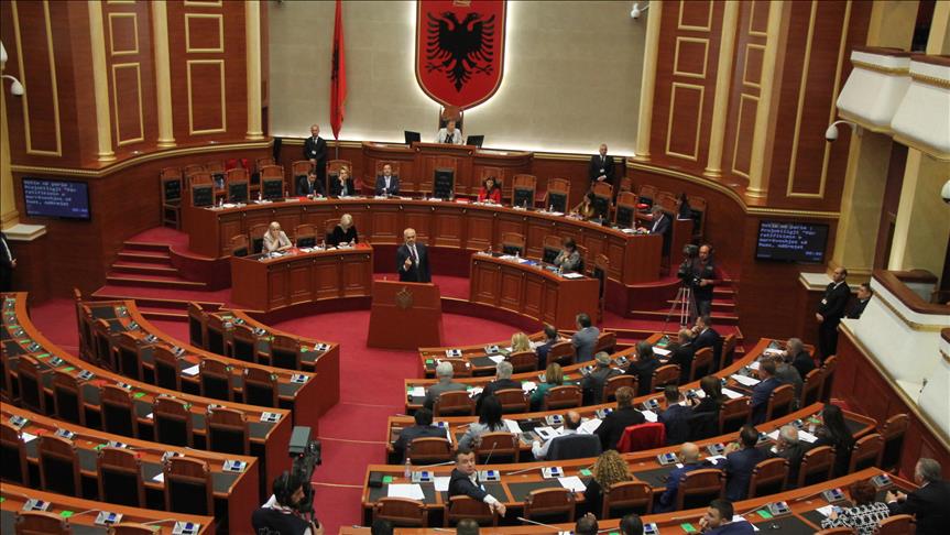 Skupština Albanije izglasala dekret o imenovanju četiri nova ministra 