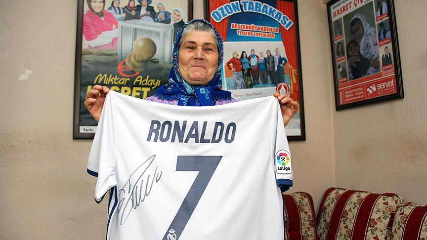 'Ronaldo çok takdir ettiğim bir evladım'