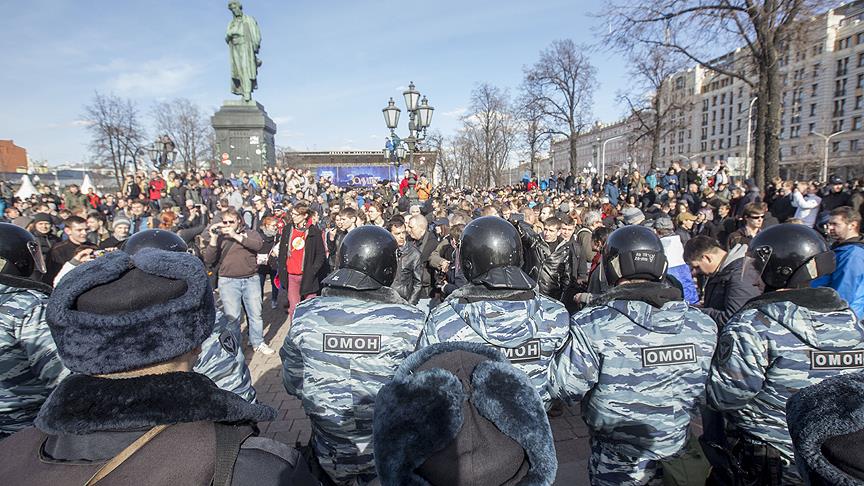 Rusya'da muhalif gösterilere polis müdahalesi