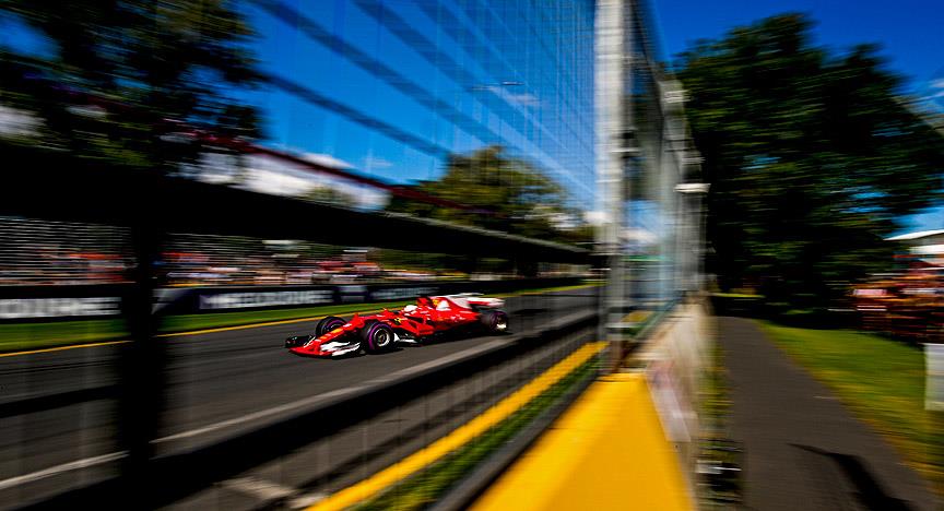 Ferrari 2017'ye hızlı başladı