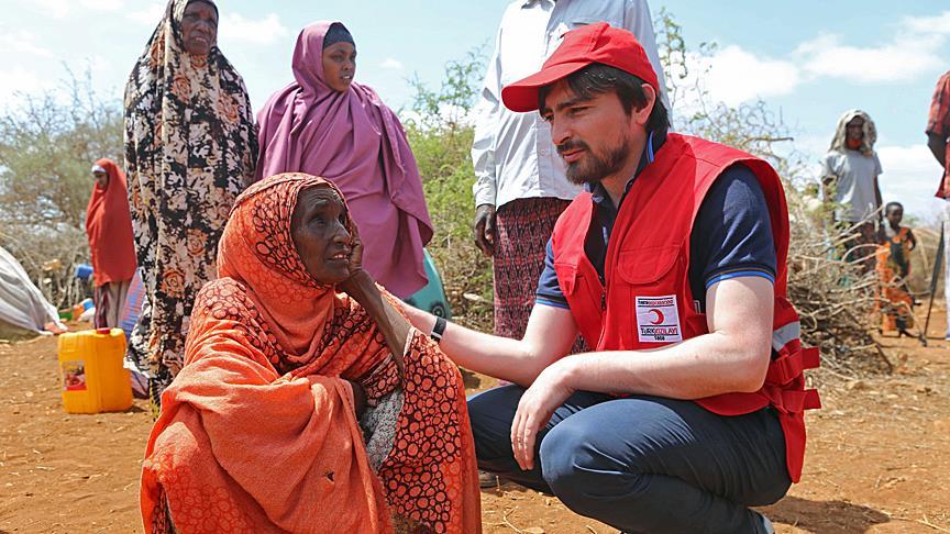 Turkey distributes humanitarian aid in Somalia