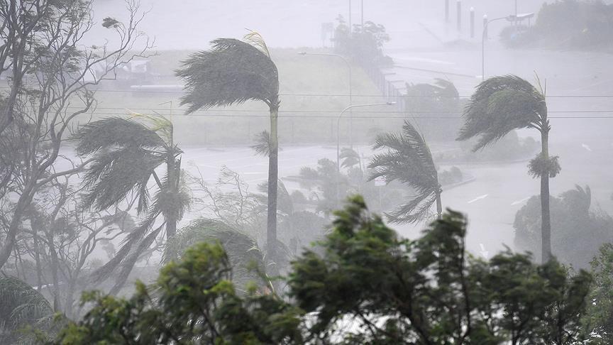 Uragan Debbie pogodio Australiju: Bez električne energije ostalo 35.000 ljudi