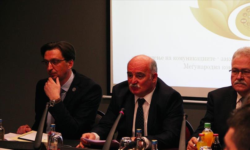 „Процесот на следење на комуникациите во Македонија треба да се реконструира"