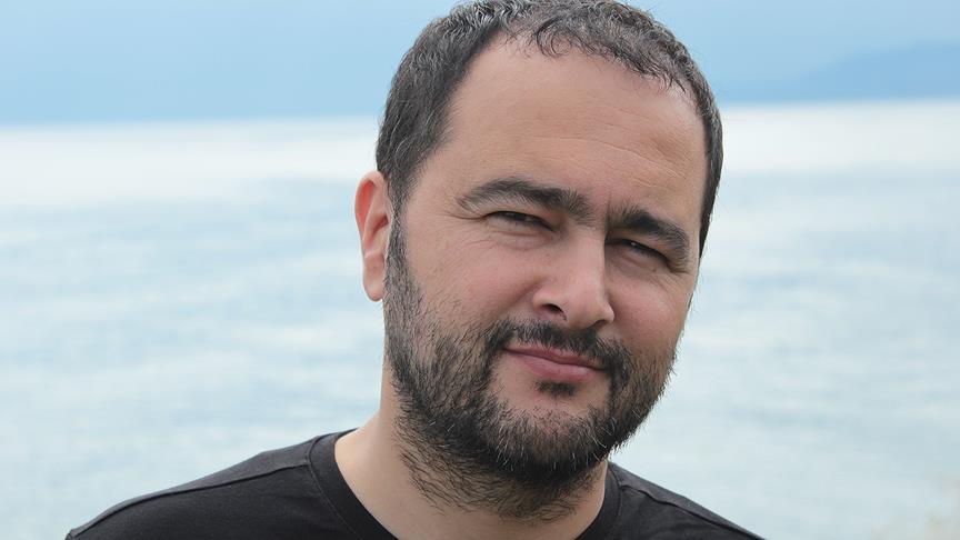 Mehmet Akif İnan'ın şiirleri notalara döküldü