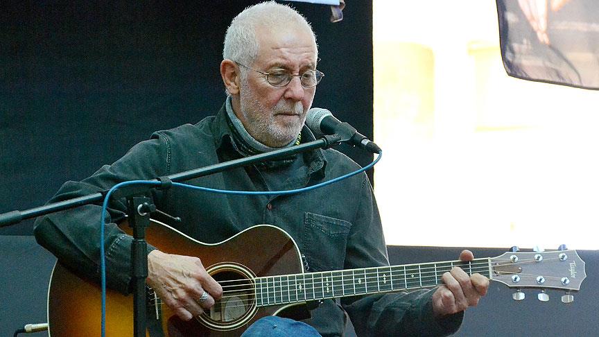 İlhan Şeşen 'Mutluluk şart değil'