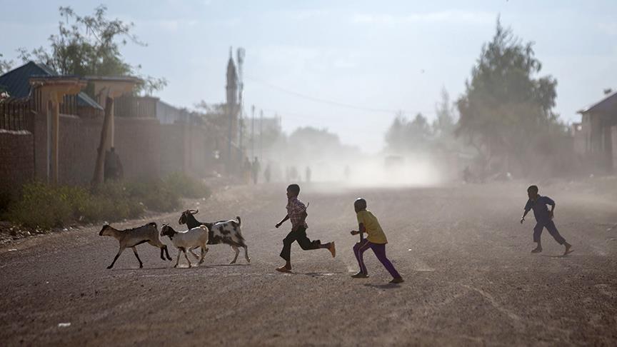 Somali'de çocukların tek isteği 'yaşamak'