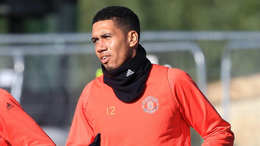 Manchester United'da Smalling ve Jones uzun süre yok