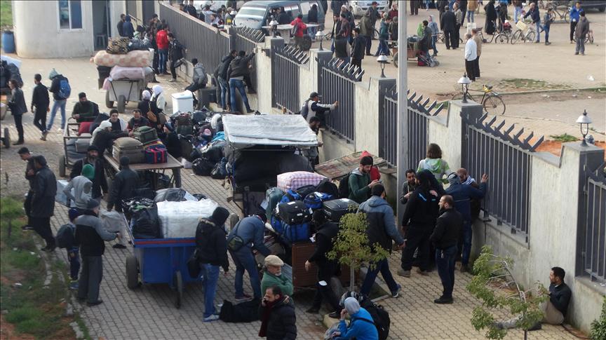 1,800 people evacuated from Syria's Al-Waer to Idlib