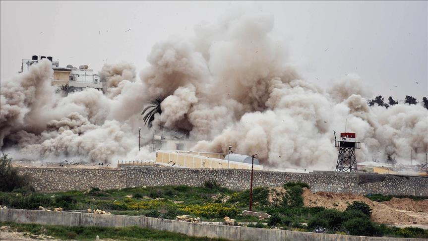 Egypt destroys 2 Gaza border tunnel