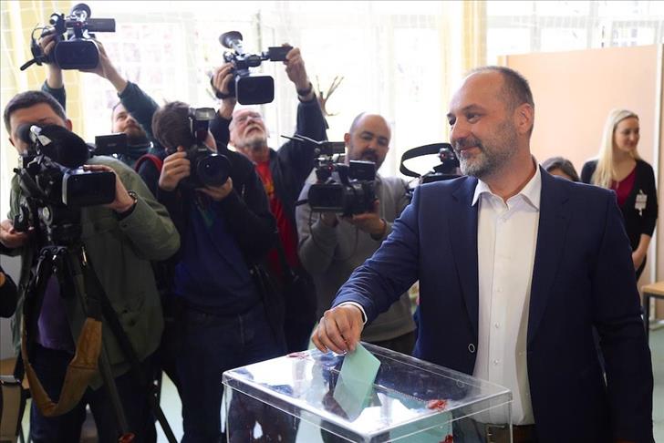 Serbie : Démarrage des élections présidentielles