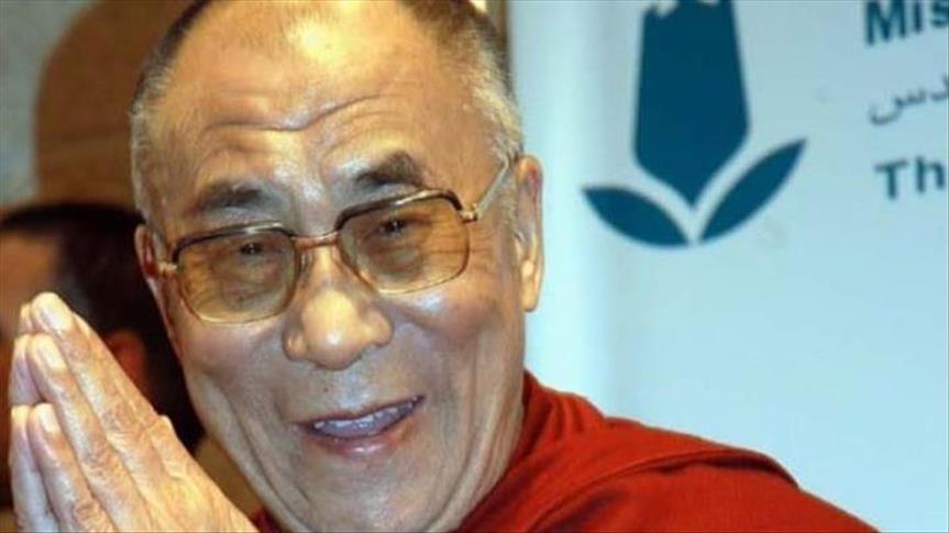 "الدالاي لاما" يلتقي جنديًا ساعده في اللجوء إلى الهند قبل 58 عامًا