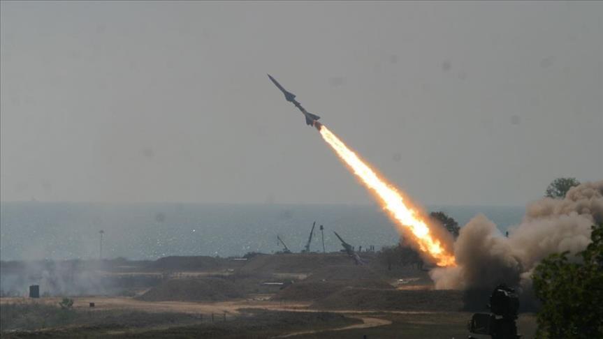 Image du lancement d'un des missile de croisière sol-mer en provenance de Péronas, il atteindra la vitesse de 800 kilomètres par heure