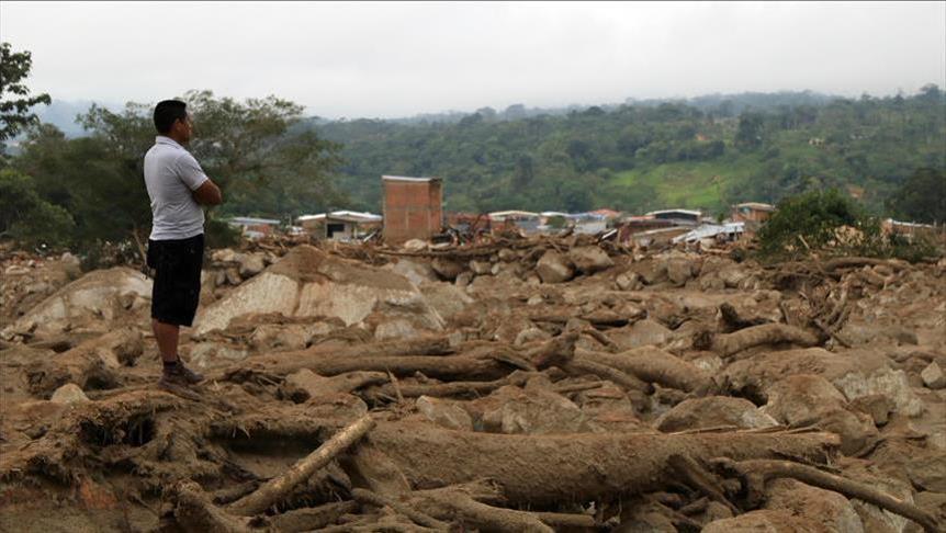Бројот на загинати во поплавите во Колумбија се искачи на 293 лица