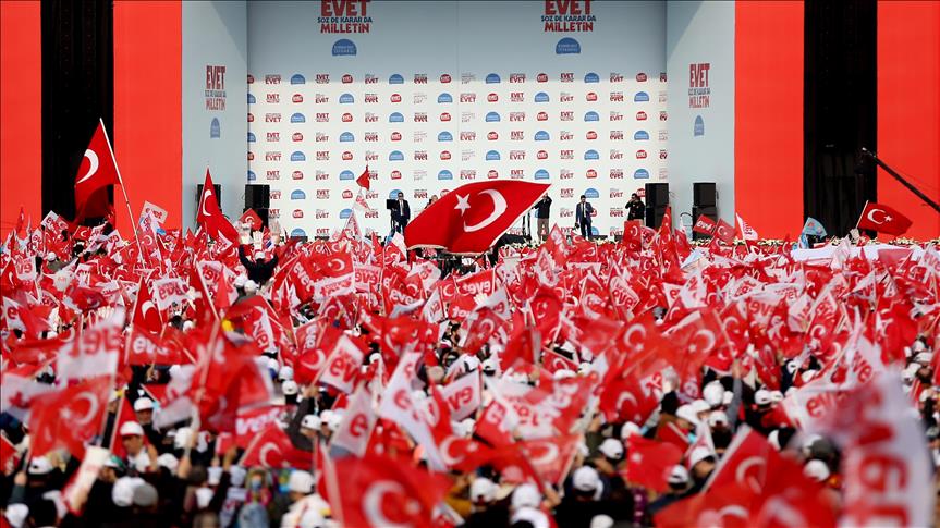 Mega Yes rally in Istanbul ahead of April 16 referendum