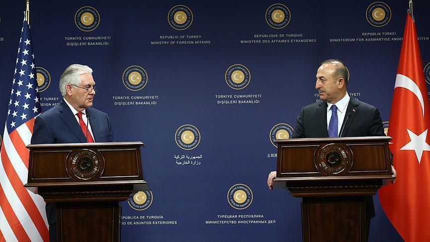 Турция и США обсудили ситуацию в Сирии 