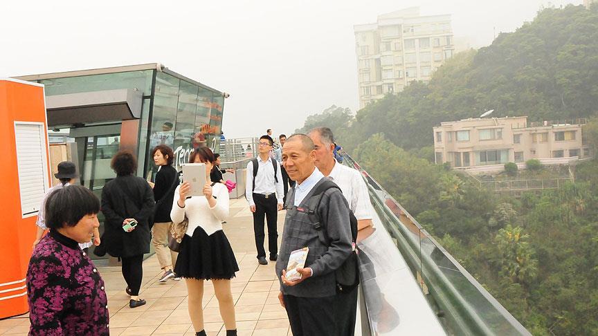 Hong Kong'un 130 yıllık seyir tepesi 'Viktorya'