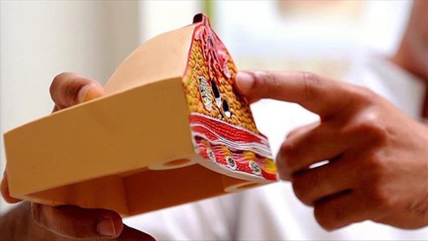 أطعمة تحارب سرطان الثدي وأخرى تجعله أكثر عداءً
