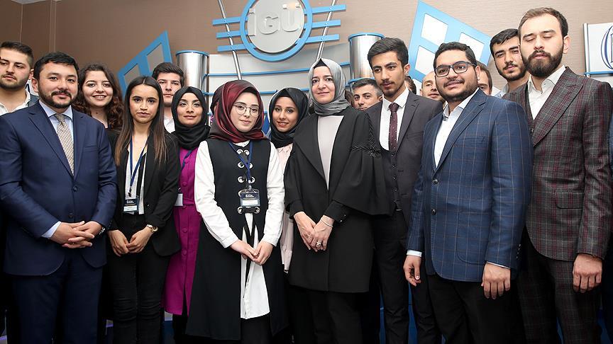 Bakan Kaya: Gençlerin seçilme haklarını vereceğiz