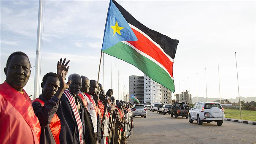 Unpaid South Sudan officials struggle to survive