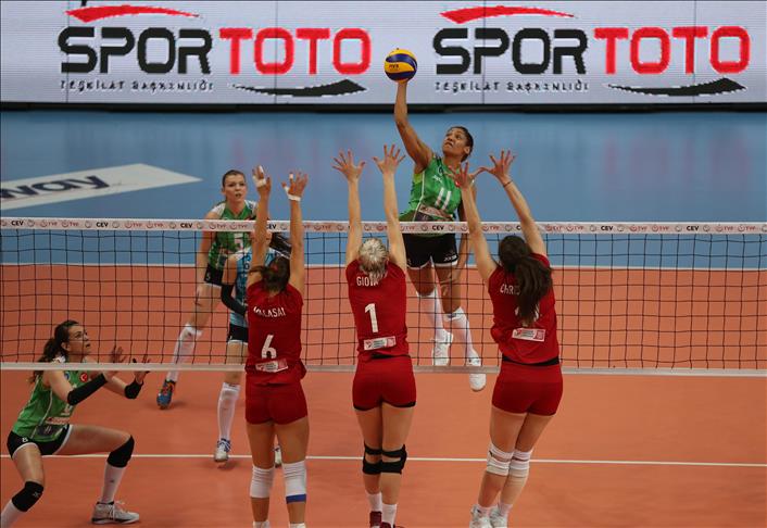 Volley/ Finale CEV Challenge - Les féminines de Bursa BBSK championnes d’Europe