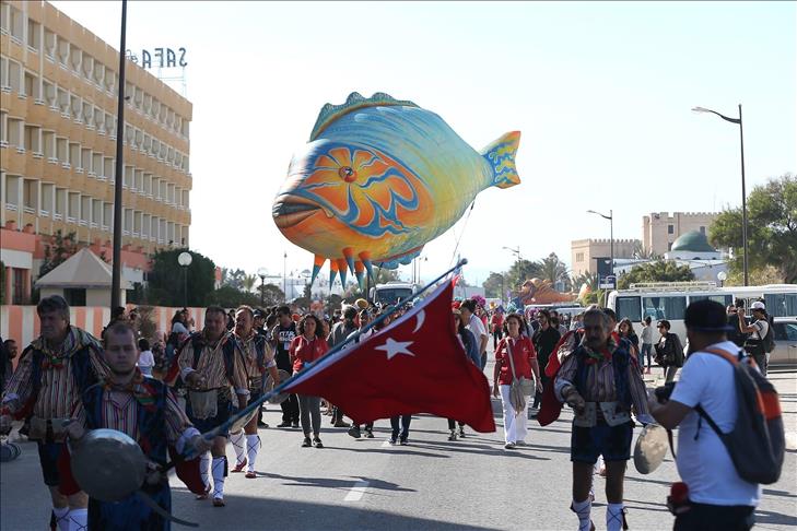 Tunisie : Carnaval à Yasmine Hammamet 