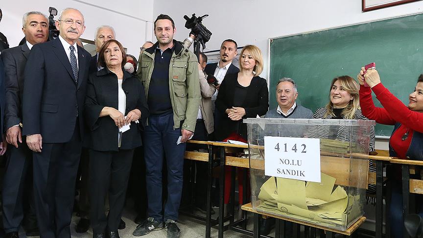 Kılıçdaroğlu'nun oy kullandığı sandıktan 'Hayır' çıktı