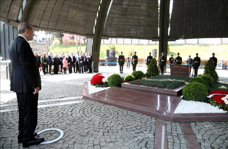 Turquie: Commémoration de la mort du Président Turgut Ozal