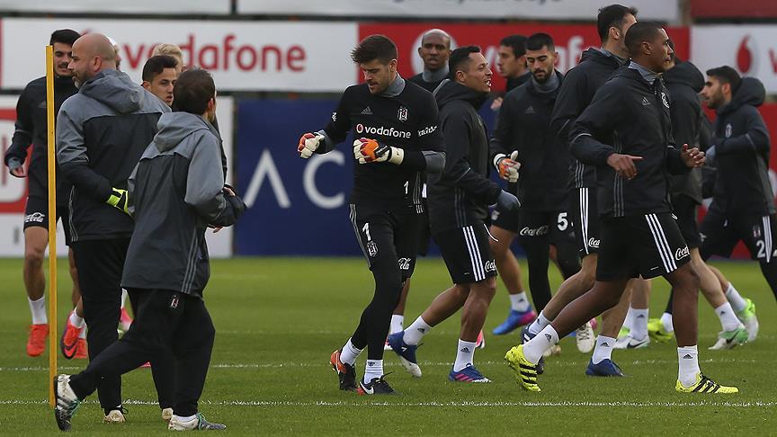 Beşiktaş'ta Olympique Lyon maçı hazırlıkları sürüyor