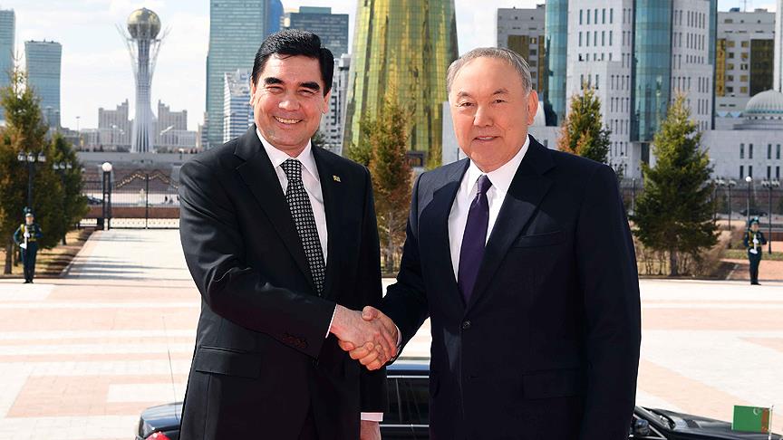 Kazakistan Cumhurbaşkanı Nazarbayev: Türkmenistan ile ulaştırma ve enerji iş birliğimiz gelişiyor
