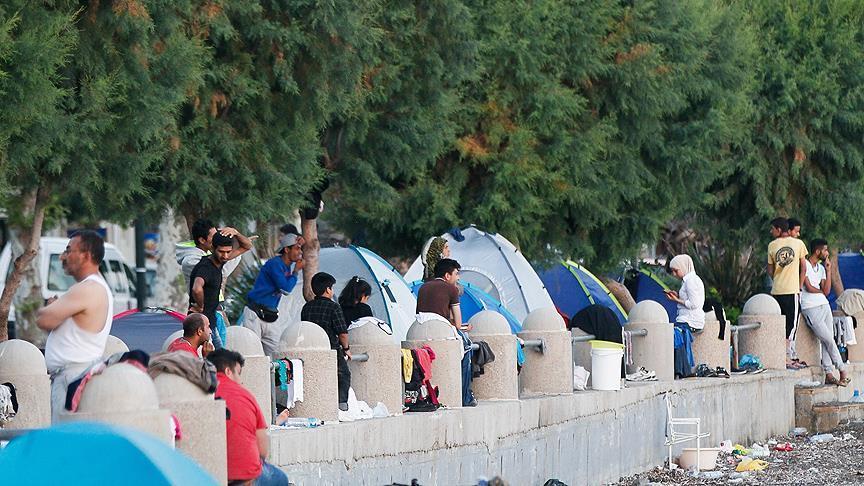 Greece returns 60 migrants to Turkey under EU deal