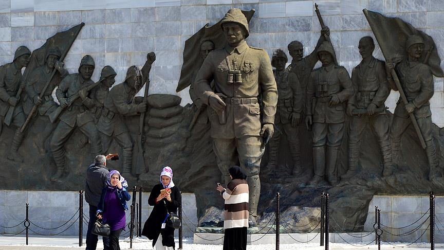 Tarihi Gelibolu Yarımadası'nda 102. yıl yoğunluğu