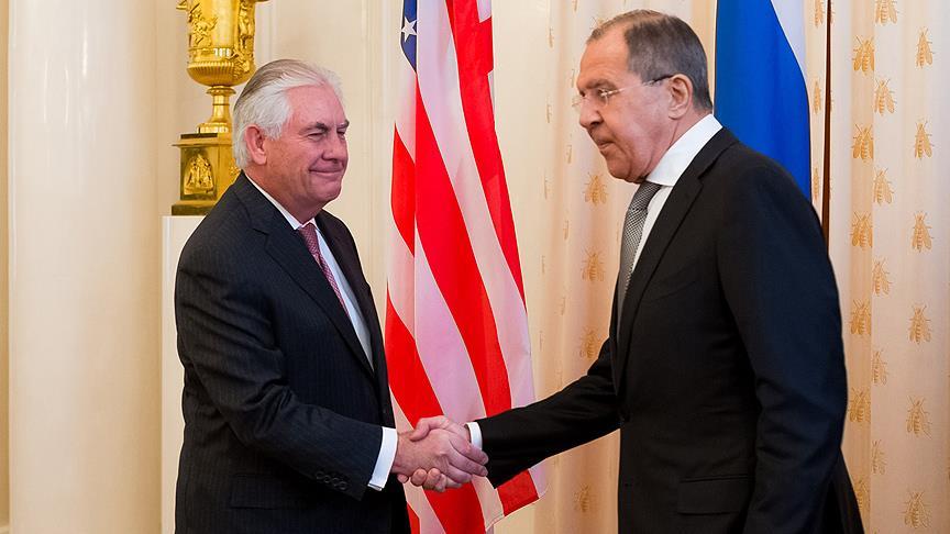 ABD'li Bakan Tillerson Rus mevkidaşı Lavrov'la görüştü