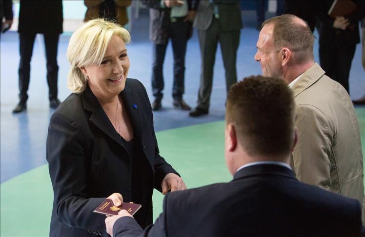 France – Présidentielle : Les 11 candidats ont voté