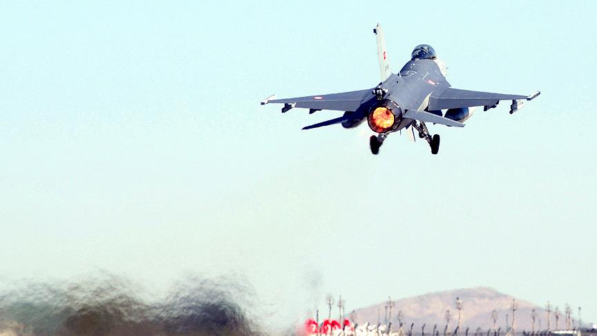TSK'dan Irak'ın kuzeyinde Metina kırsalına hava harekatı